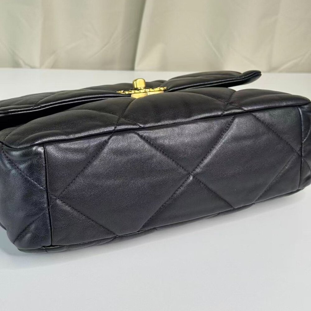 Chanel Black 19 Medium Shoulder Bag with Gold Chain Crossbody Strap - Picture 8 of 10